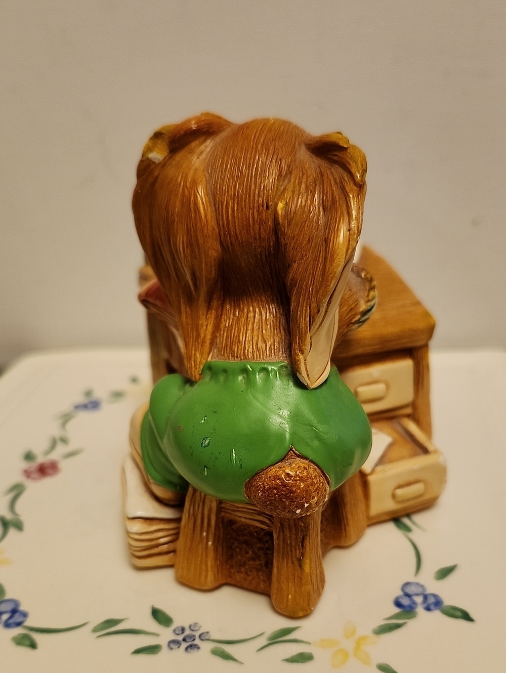 Pendelfin Boswell Desk Rabbit Figure - Picture 3 of 5
